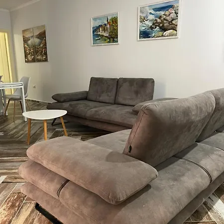 House * Himare
